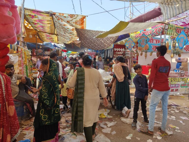 મોટાયક્ષના મેળામાં સહેલાણીઓએ મોડી રાત સુધી મોજ લીધી