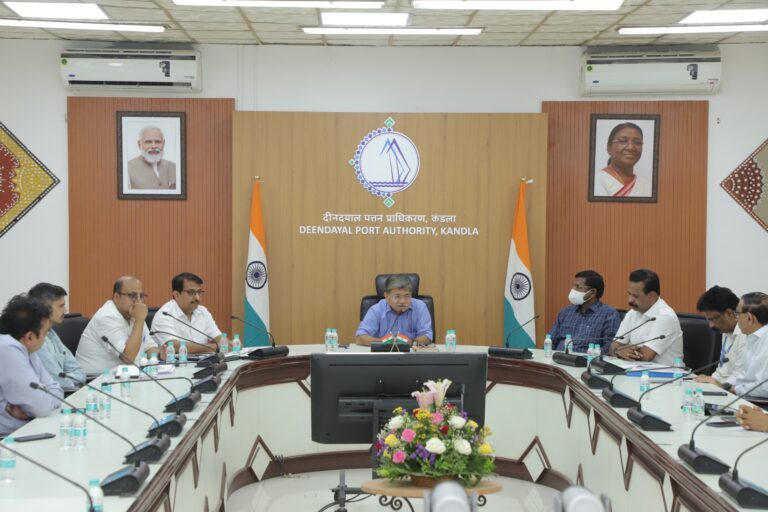 દીનદયાલ પોર્ટ ઓથોરિટી દ્વારા નીતિ સ્થિરતા અને હરીત પરિવર્તન માટે નવી પહેલ