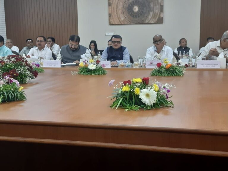 કચ્છના વિકાસમાં નવું પ્રકરણ : મુખ્યમંત્રી સાથે ઉદ્યોગ જગતની મહત્વપૂર્ણ બેઠક